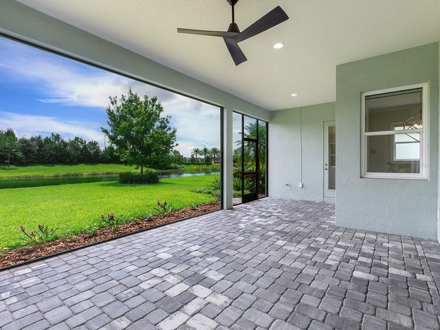 8282 GRANDE SHORES DRIVE, Sarasota, FL 34240