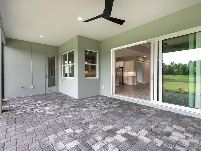 8282 GRANDE SHORES DRIVE, Sarasota, FL 34240