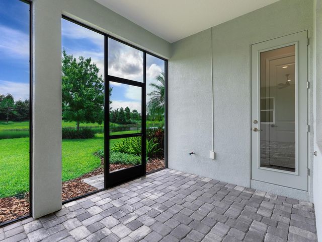 8282 GRANDE SHORES DRIVE, Sarasota, FL 34240