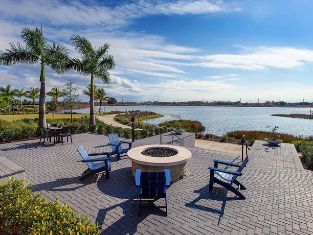 8282 GRANDE SHORES DRIVE, Sarasota, FL 34240