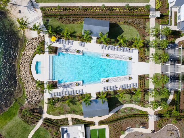 8282 GRANDE SHORES DRIVE, Sarasota, FL 34240