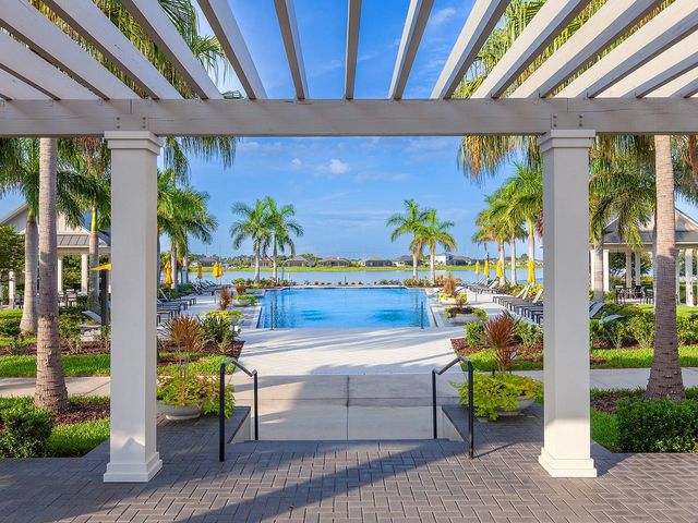 8282 GRANDE SHORES DRIVE, Sarasota, FL 34240