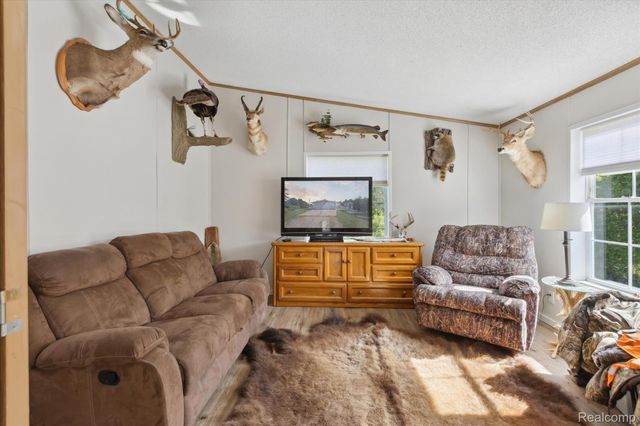 18678 10th Avenue, Barryton Village, MI 49305