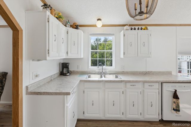 18678 10th Avenue, Barryton Village, MI 49305