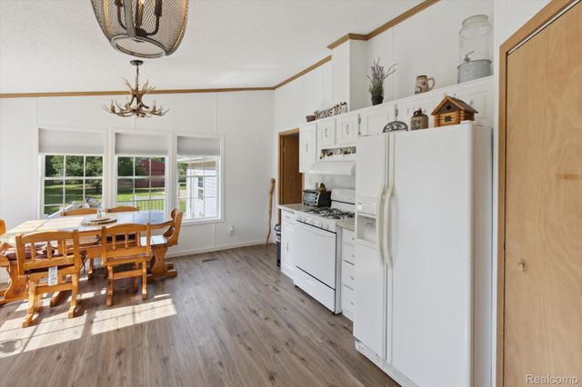 18678 10th Avenue, Barryton Village, MI 49305