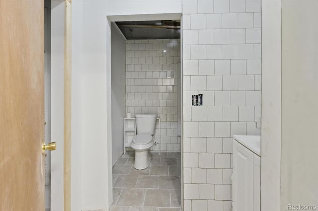 18678 10th Avenue, Barryton Village, MI 49305