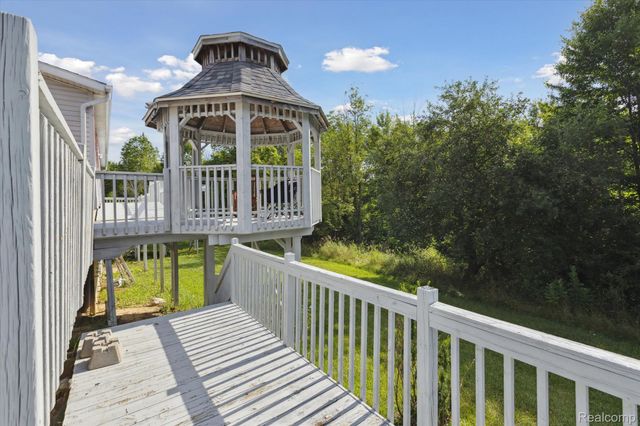 18678 10th Avenue, Barryton Village, MI 49305