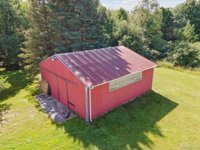 18678 10th Avenue, Barryton Village, MI 49305