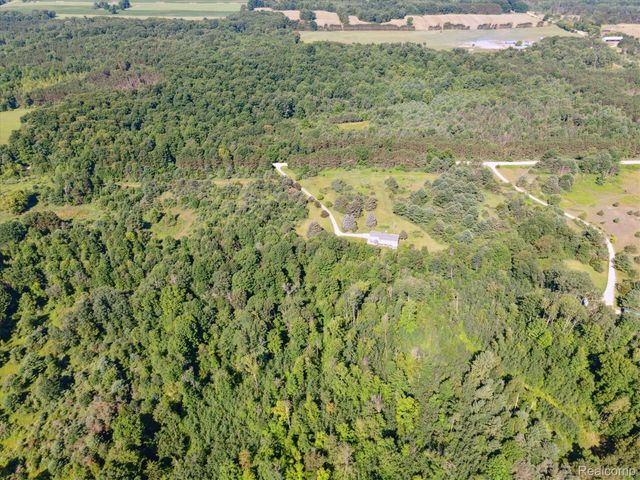 18678 10th Avenue, Barryton Village, MI 49305