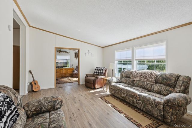 18678 10th Avenue, Barryton Village, MI 49305