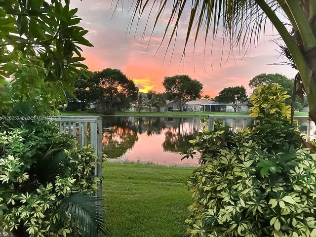 4123 Sapphire Bnd, Weston, FL 33331