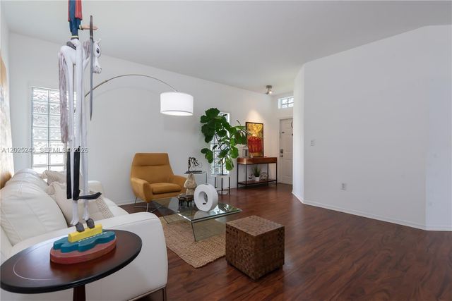 4123 Sapphire Bnd, Weston, FL 33331