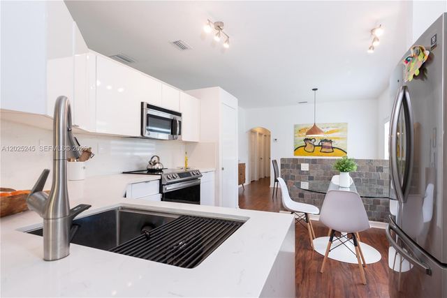 4123 Sapphire Bnd, Weston, FL 33331