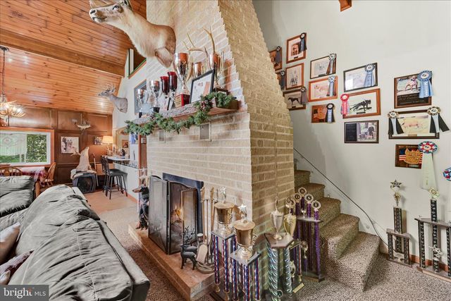 190 POPLAR RD, Boyertown, PA 19512