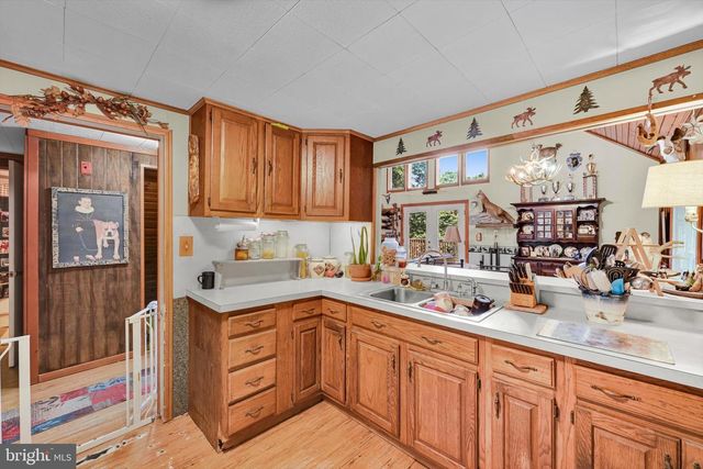 190 POPLAR RD, Boyertown, PA 19512
