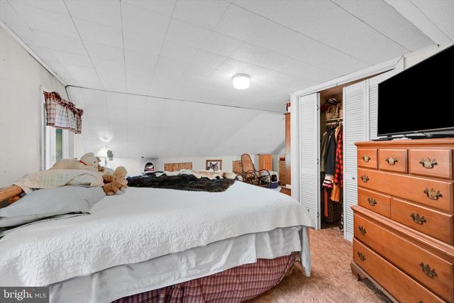 190 POPLAR RD, Boyertown, PA 19512