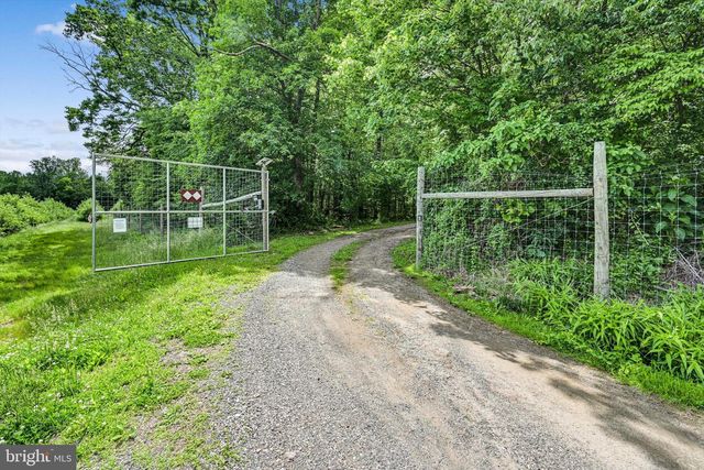 190 POPLAR RD, Boyertown, PA 19512