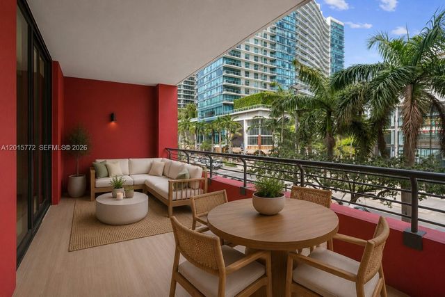 90 NE 32nd St 211, Miami, FL 33127