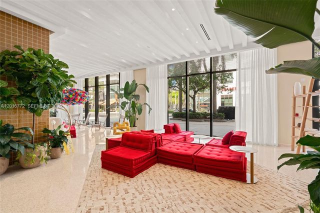 90 NE 32nd St 211, Miami, FL 33127