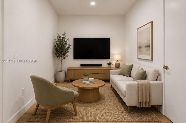 90 NE 32nd St 211, Miami, FL 33127
