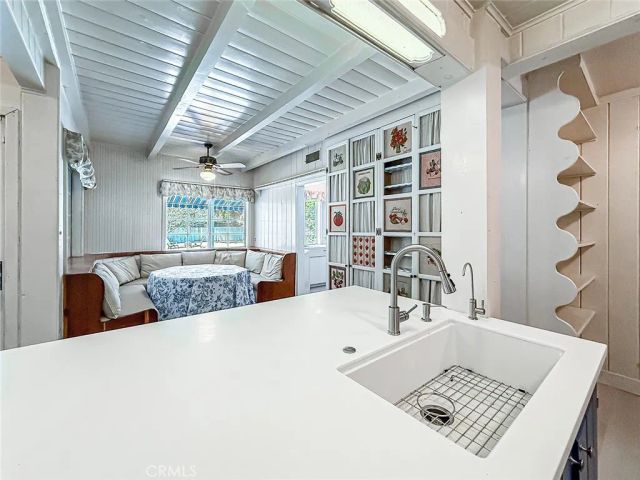 8809 Oak Park Avenue, Sherwood Forest, CA 91325
