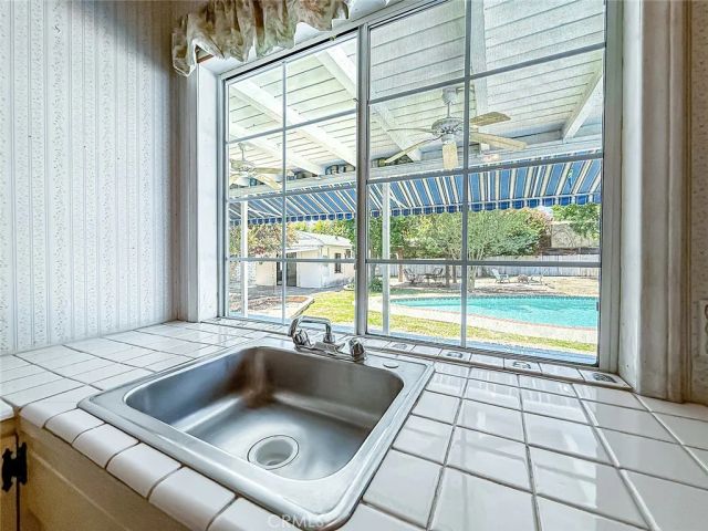 8809 Oak Park Avenue, Sherwood Forest, CA 91325