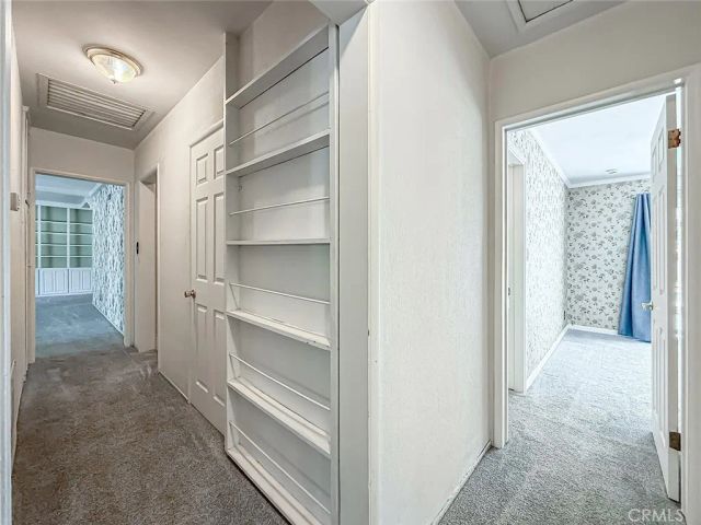 8809 Oak Park Avenue, Sherwood Forest, CA 91325