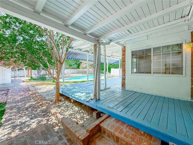 8809 Oak Park Avenue, Sherwood Forest, CA 91325