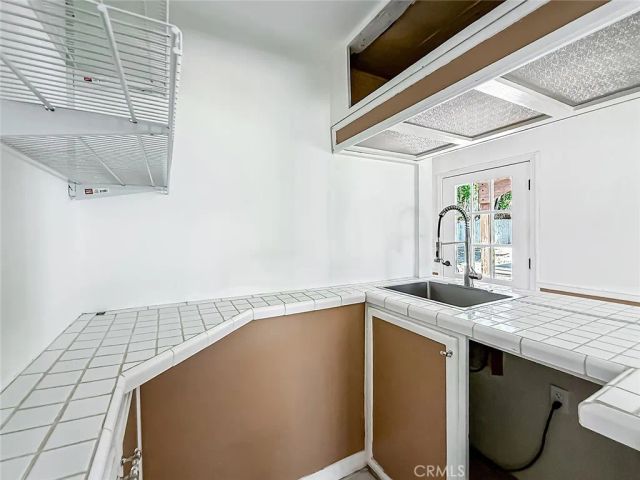 8809 Oak Park Avenue, Sherwood Forest, CA 91325