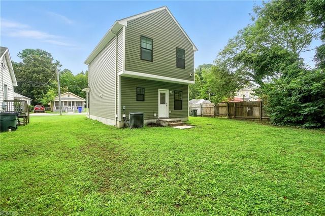 649 3rd AVE, Suffolk, VA 23434