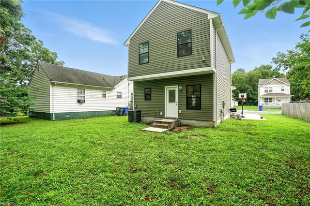 649 3rd AVE, Suffolk, VA 23434