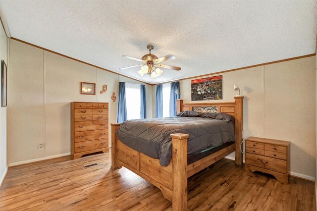 3385 Fm 1452 E, Madisonville, TX 77864