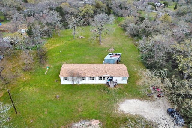 3385 Fm 1452 E, Madisonville, TX 77864