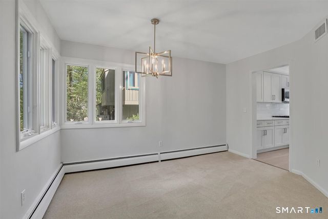 8 Lyle Court G, Farmington, CT 06032