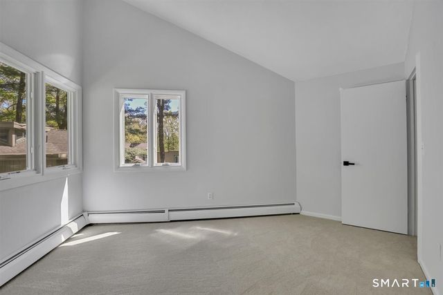 8 Lyle Court G, Farmington, CT 06032