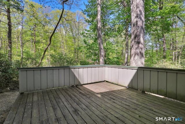 8 Lyle Court G, Farmington, CT 06032