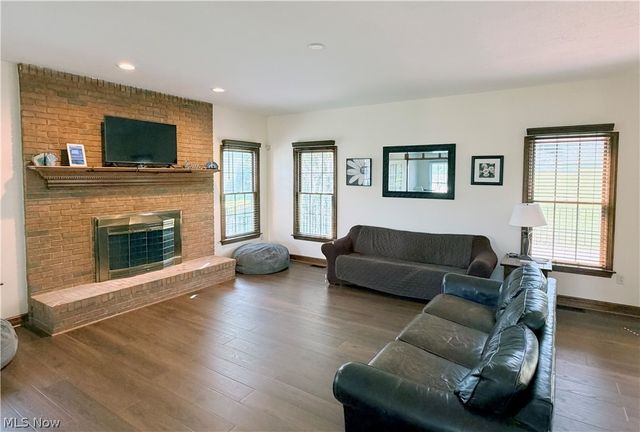 8498 Yorkshire Street NW, Massillon, OH 44646