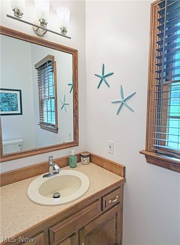 8498 Yorkshire Street NW, Massillon, OH 44646