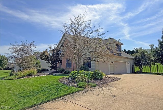 8498 Yorkshire Street NW, Massillon, OH 44646