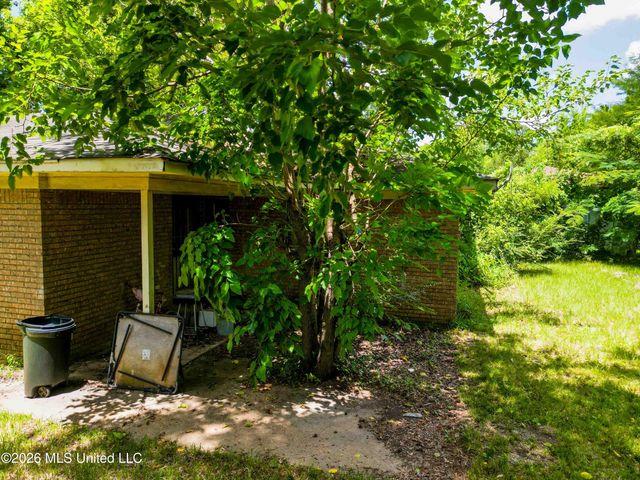 5202 Ginger Drive, Jackson, MS 39209
