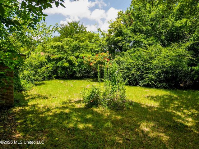 5202 Ginger Drive, Jackson, MS 39209