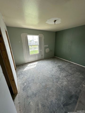 8607 White Star, San Antonio, TX 78242