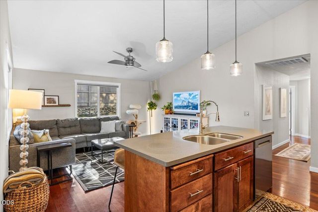 3579 Michael Park Drive, Medford, OR 97504