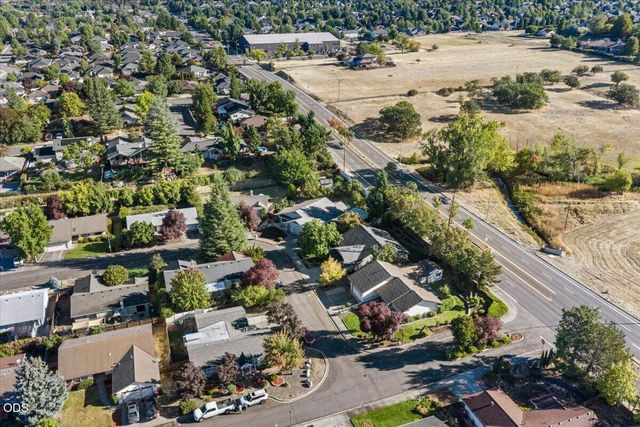 3579 Michael Park Drive, Medford, OR 97504