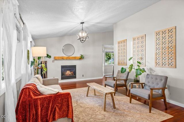 3579 Michael Park Drive, Medford, OR 97504