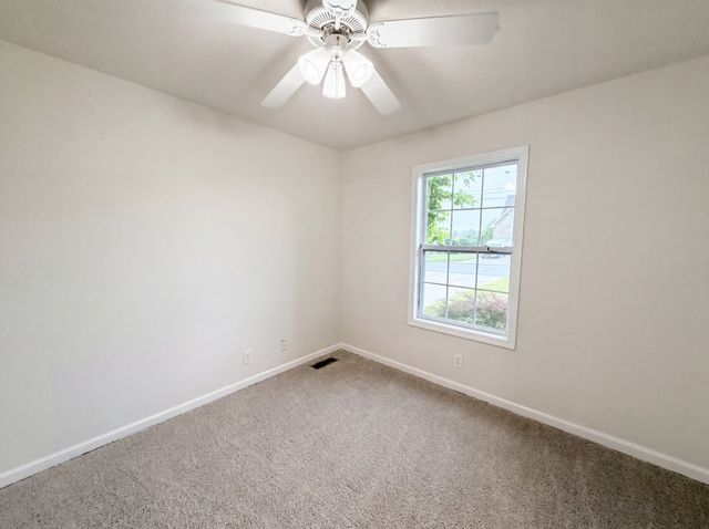 245 Harold Dr, Clarksville, TN 37040