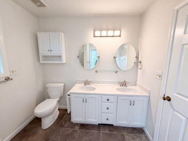 245 Harold Dr, Clarksville, TN 37040