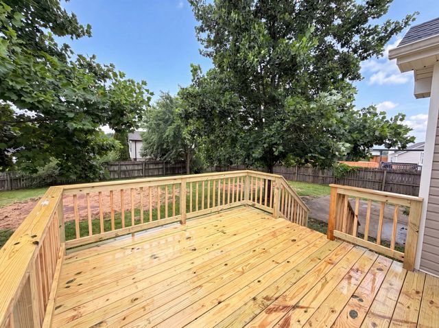 245 Harold Dr, Clarksville, TN 37040