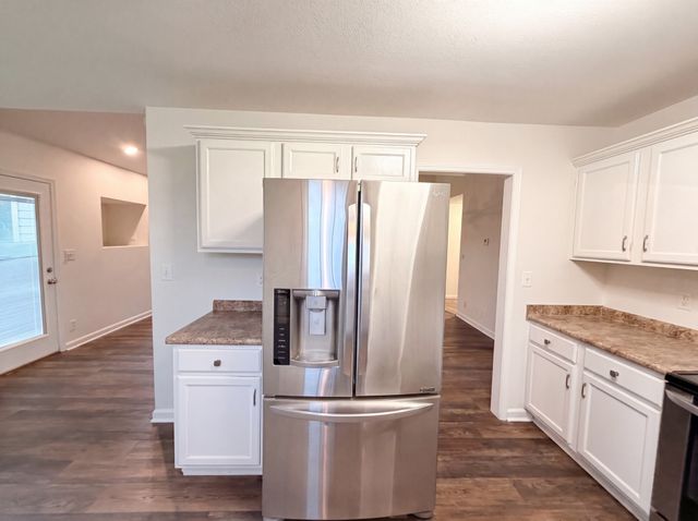 245 Harold Dr, Clarksville, TN 37040