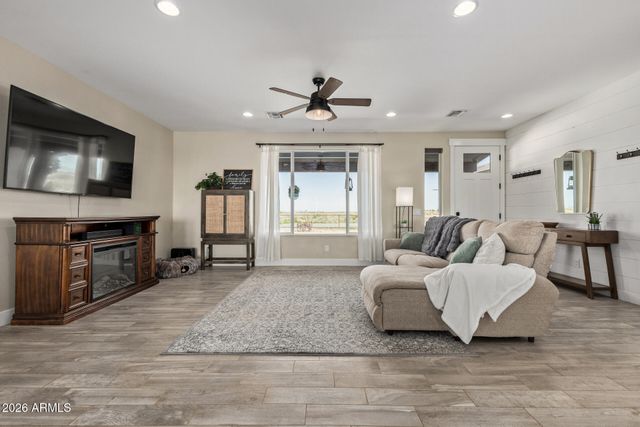 35735 W BROADWAY Road, Tonopah, AZ 85354